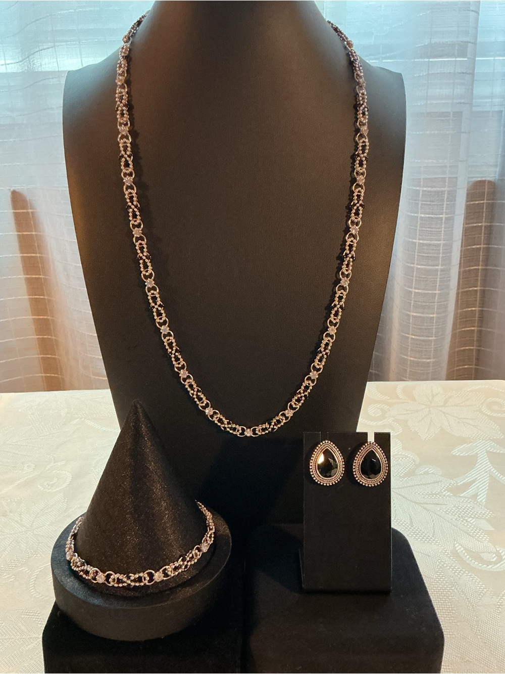 Black & Clear Faceted Seed Bead Chainmaille Silver Tone Necklace,Bracelet,Earrin - Picture 2 of 11